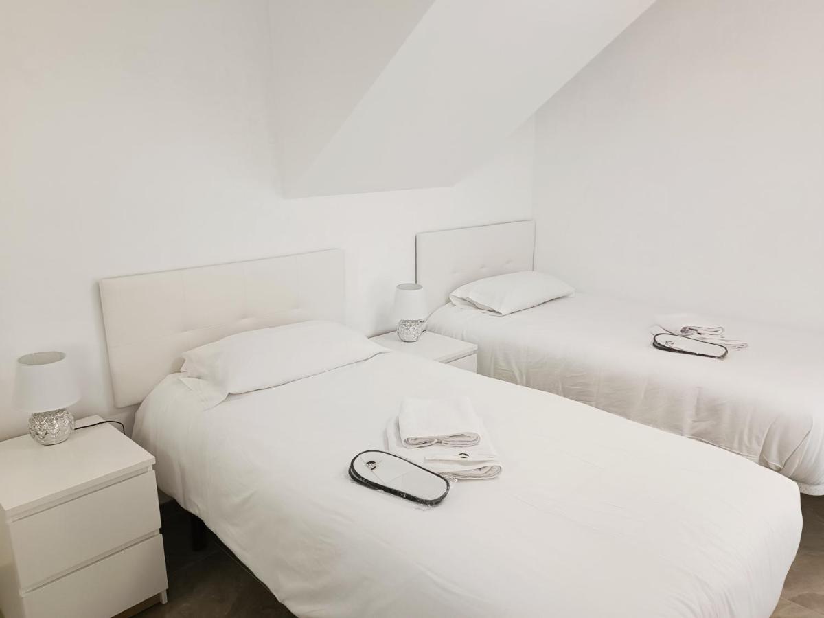 Apartamentos en Playa Bajondillo, Torremolinos Exterior foto